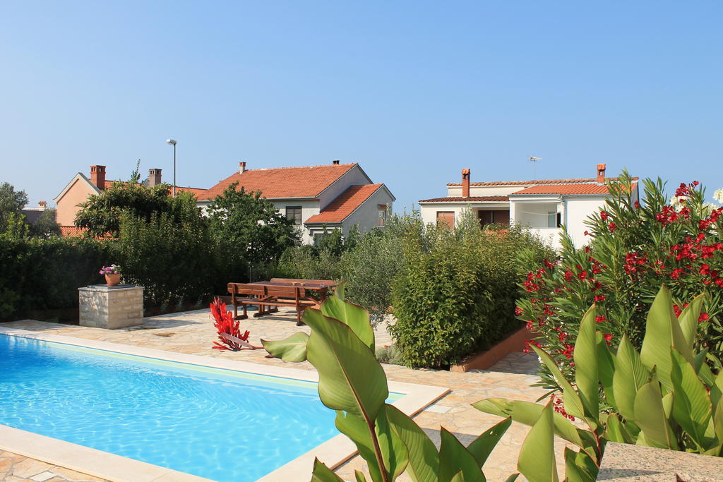 Apartments Lara & Luka Задар Экстерьер фото